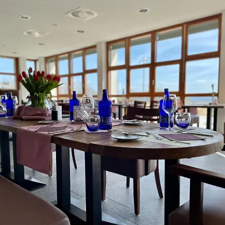 Bernstein Nordhelle Hotel