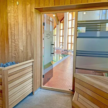 Bernstein Landhaus Nordhelle Hotel