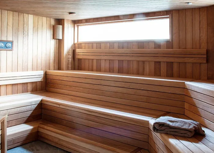 Bernstein Nordhelle Hotel